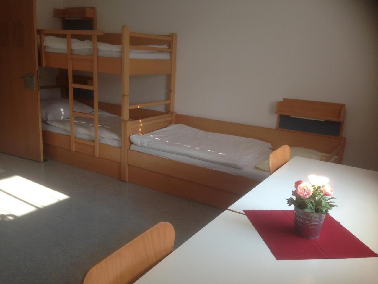 Hostel Obertrum Luaran gambar
